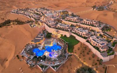 Foto Qasr Al Sarab Desert Resort By Anantara ***** Liwa