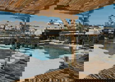 Foto The Noverian Bios Santorini Boutique Hotel ***** Fira