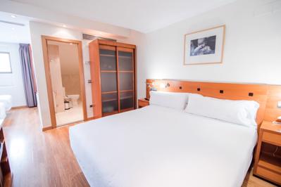 Foto Petit Palace Cliper Gran Via *** Madrid