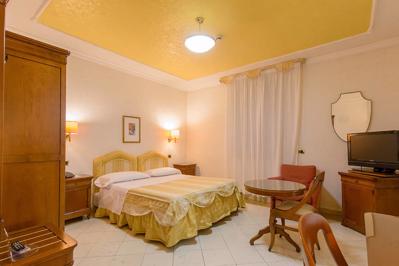 Foto Mariano IV palace **** Oristano