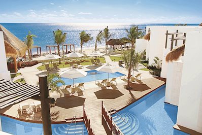 Hotel Karisma Azul Beach Resort