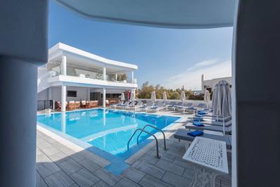 Foto Blue Waves Hotel ** Kamari