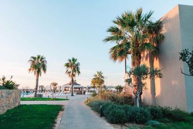 Foto Almyros Beach Resort en Spa ***** Acharavi