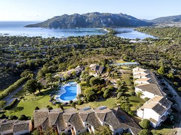 Foto Grand Hotel Cala Rossa ***** Porto Vecchio