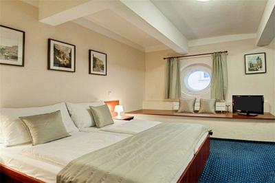 Pytloun Kampa Garden Hotel Prague