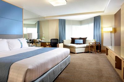 Foto Holiday Inn Bangkok Silom **** Bangkok