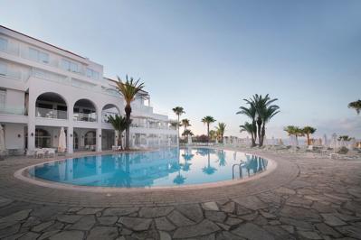 Foto Aparthotel Akti Beach Village Resort **** Paphos