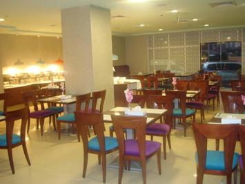 Foto Al Manar Grand Hotel Apartment **** Dubai