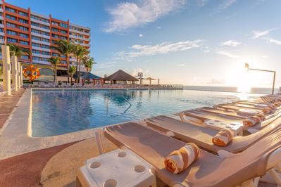 Hotel Crown Paradise Club Cancun