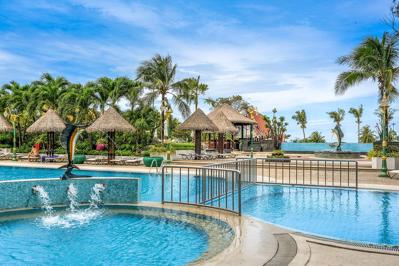 Hotel Andaman Beach Suites