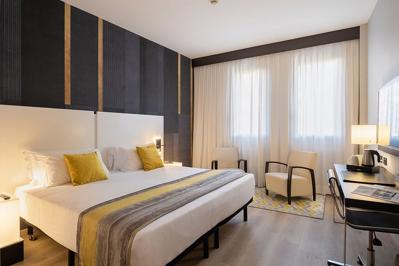 Foto Hotel Savhotel **** Bologna