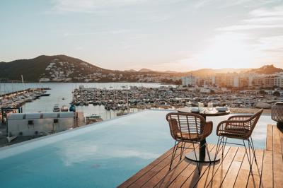 Foto Aguas de Ibiza Grand Luxe Hotel ***** Santa Eulalia