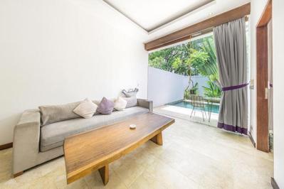Foto Anema Villa Seminyak **** Legian Beach
