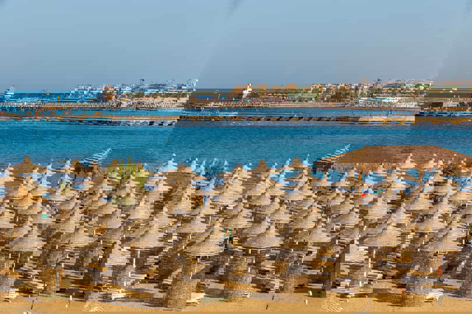 aladdin-beach-resort