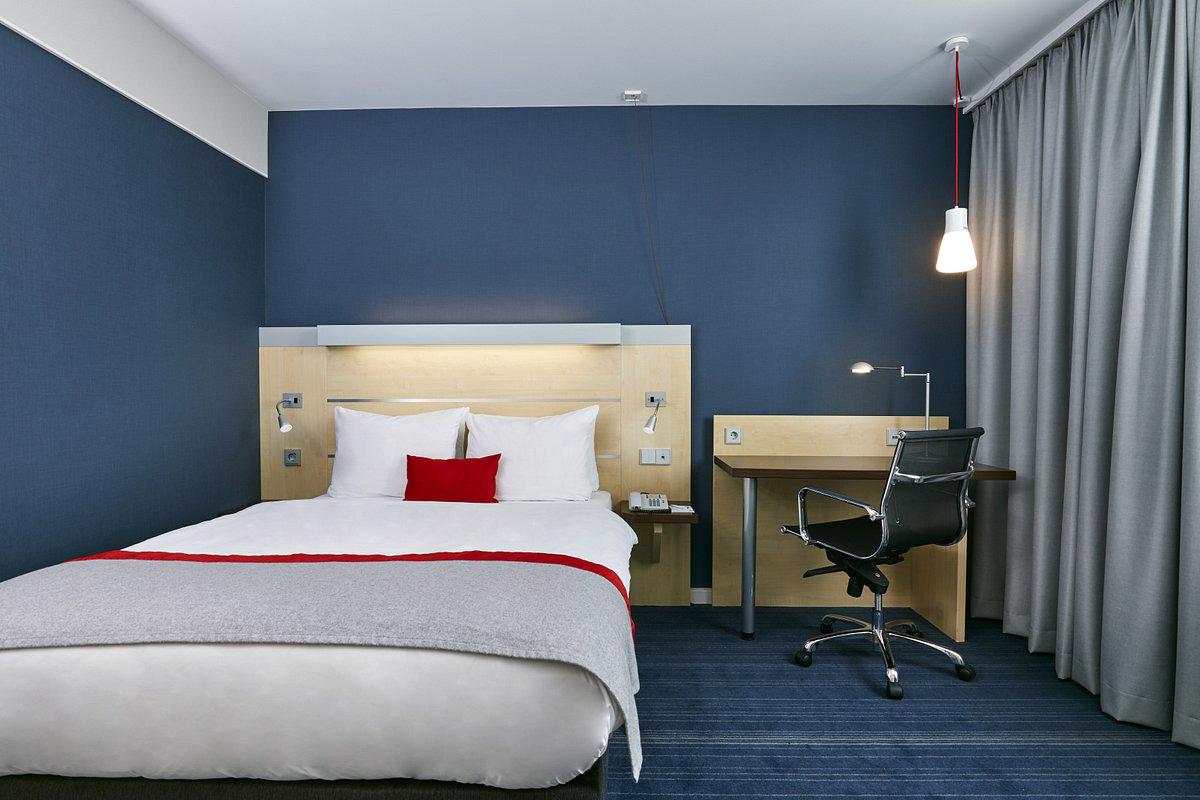 holiday-inn-berlin-west