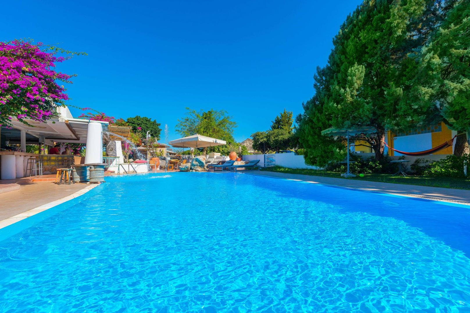 Foto Melody Studios ** Faliraki