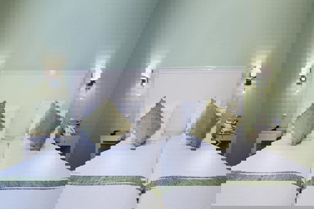 kyriad-porte-de-clignancourt