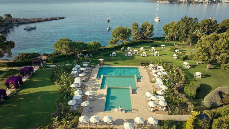 The St. Regis Mardavall Mallorca Resort