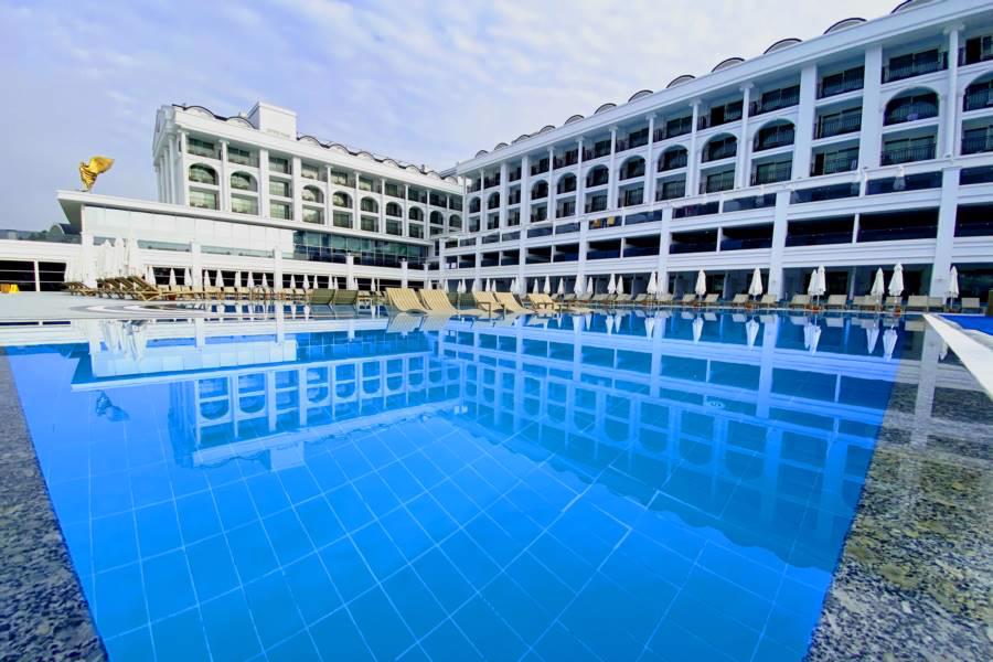 SUNTHALIA Hotels en Resorts