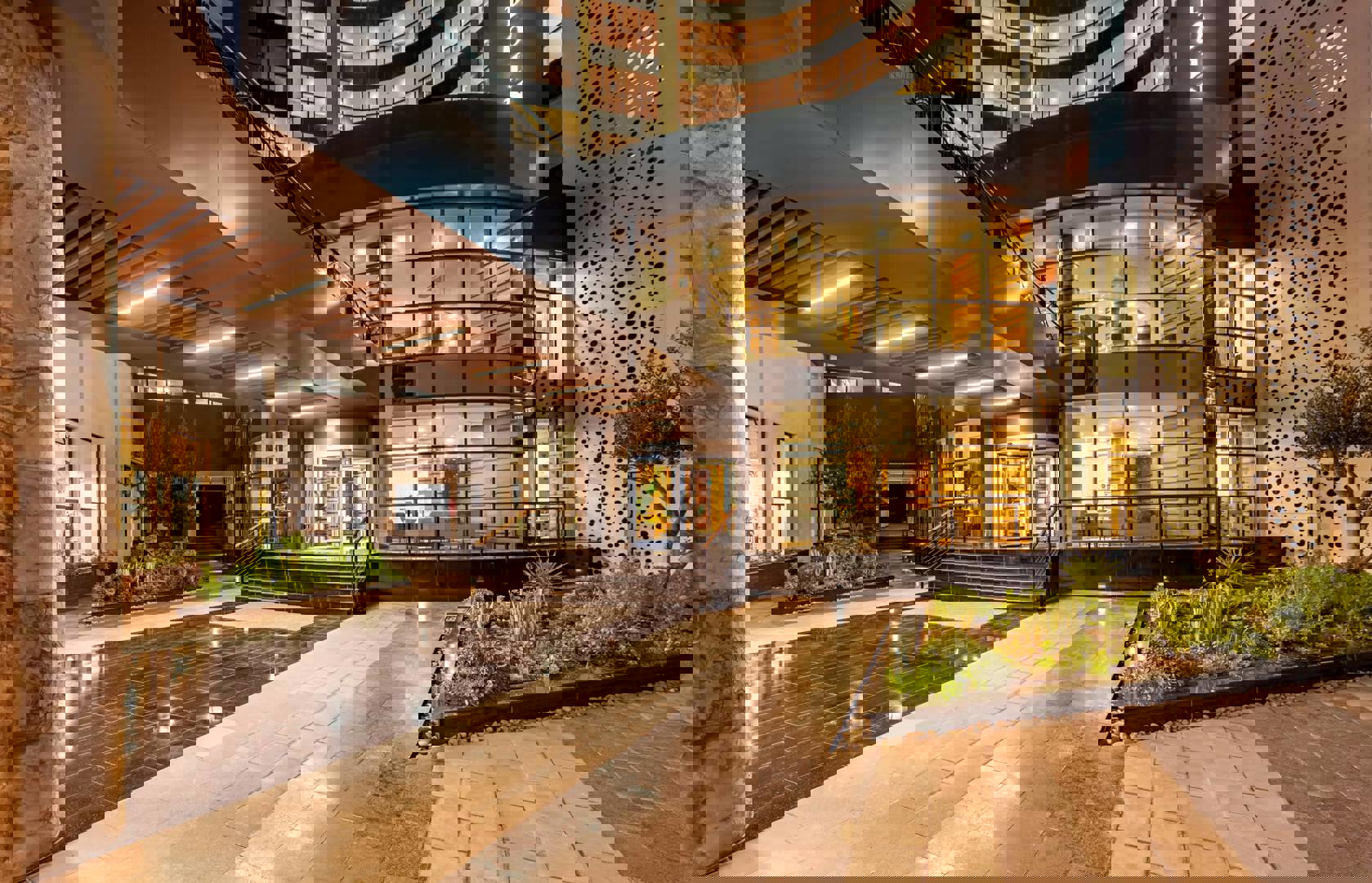 novotel-centre-point-hotel
