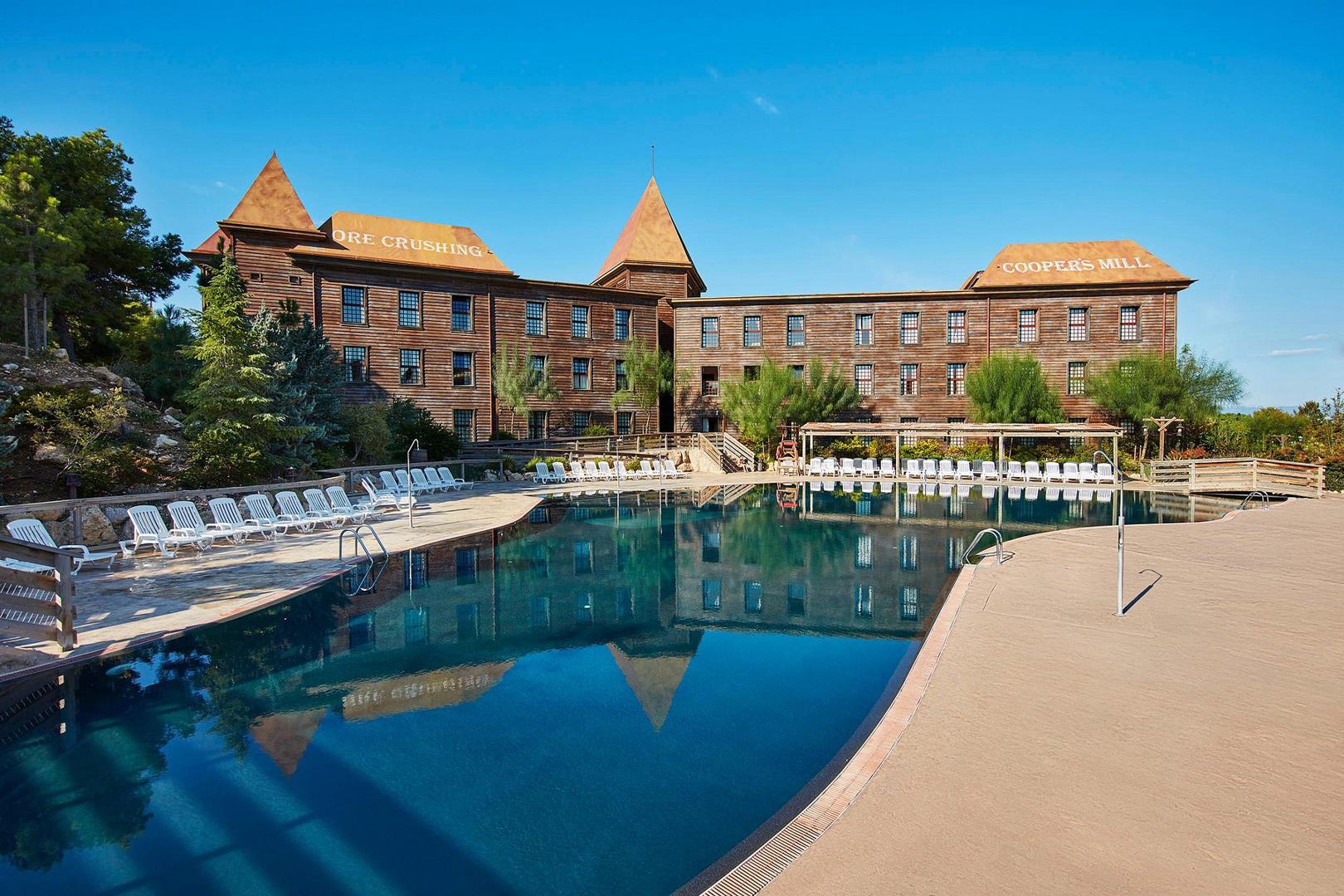 Gold River at PortAventura World