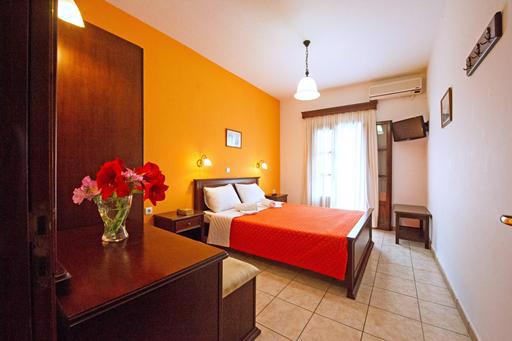 fotis-house