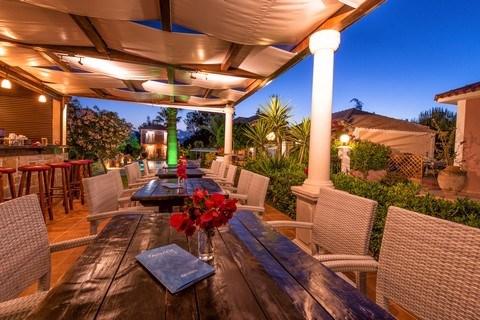 aeolos-boutique-en-suites