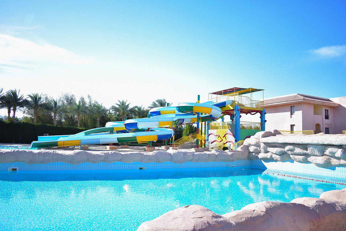 parrotel-aqua-park-resort