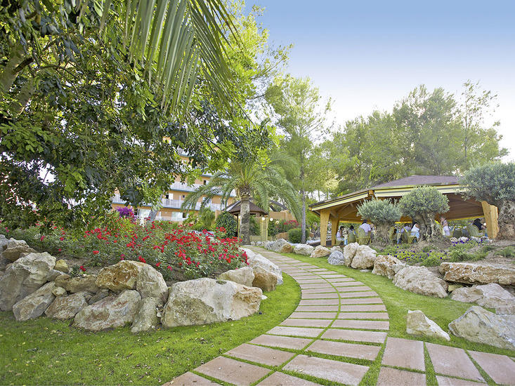 ona-palmira-paradise-paguera