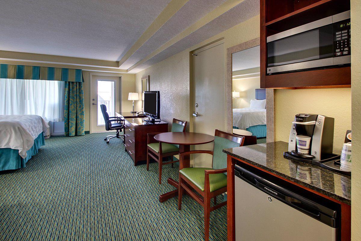 Holiday Inn Lake Buena Vista
