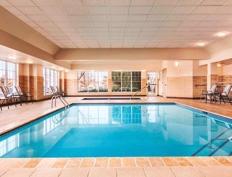 Foto Hampton Inn en Suites Elizabeth Newark Airport *** Elizabeth