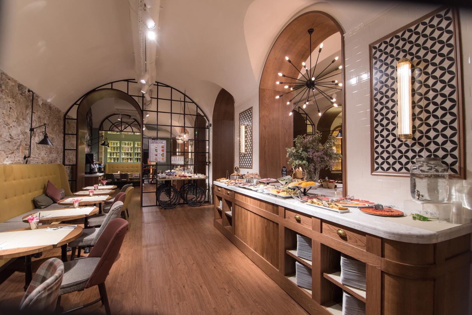 3 Dagen logies/ontbijt Petit Palace Boqueria Garden