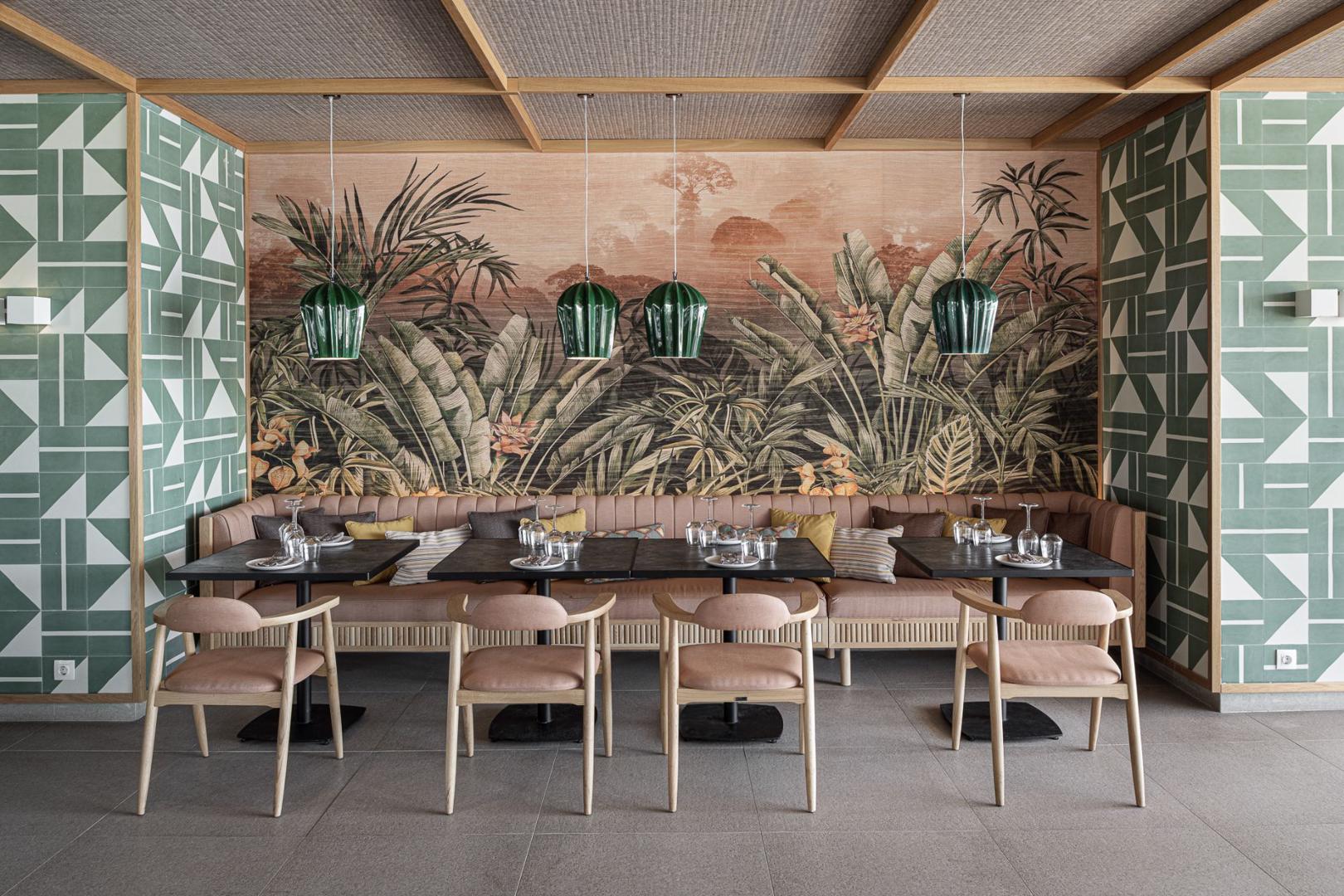 Hotel Eden Roc Resort