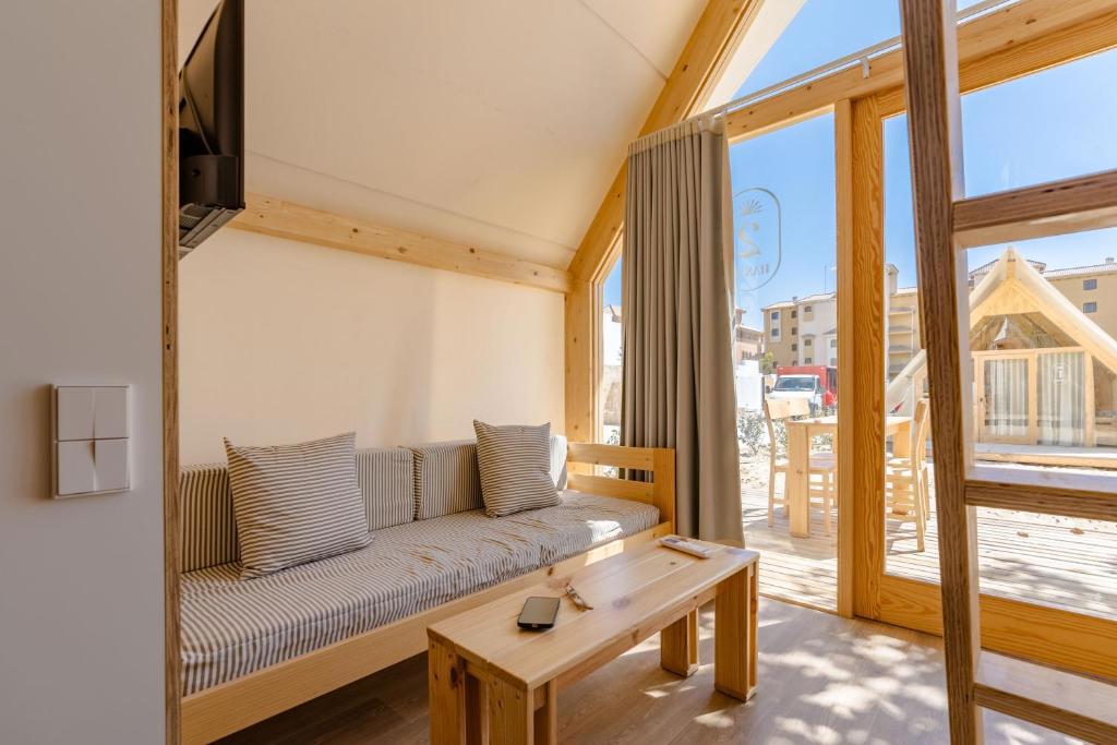 costa-del-sol-glamping-village