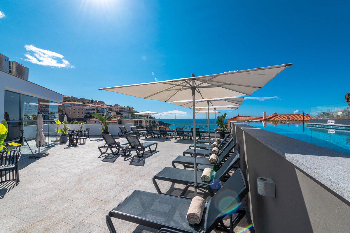 pestana-fisherman-village