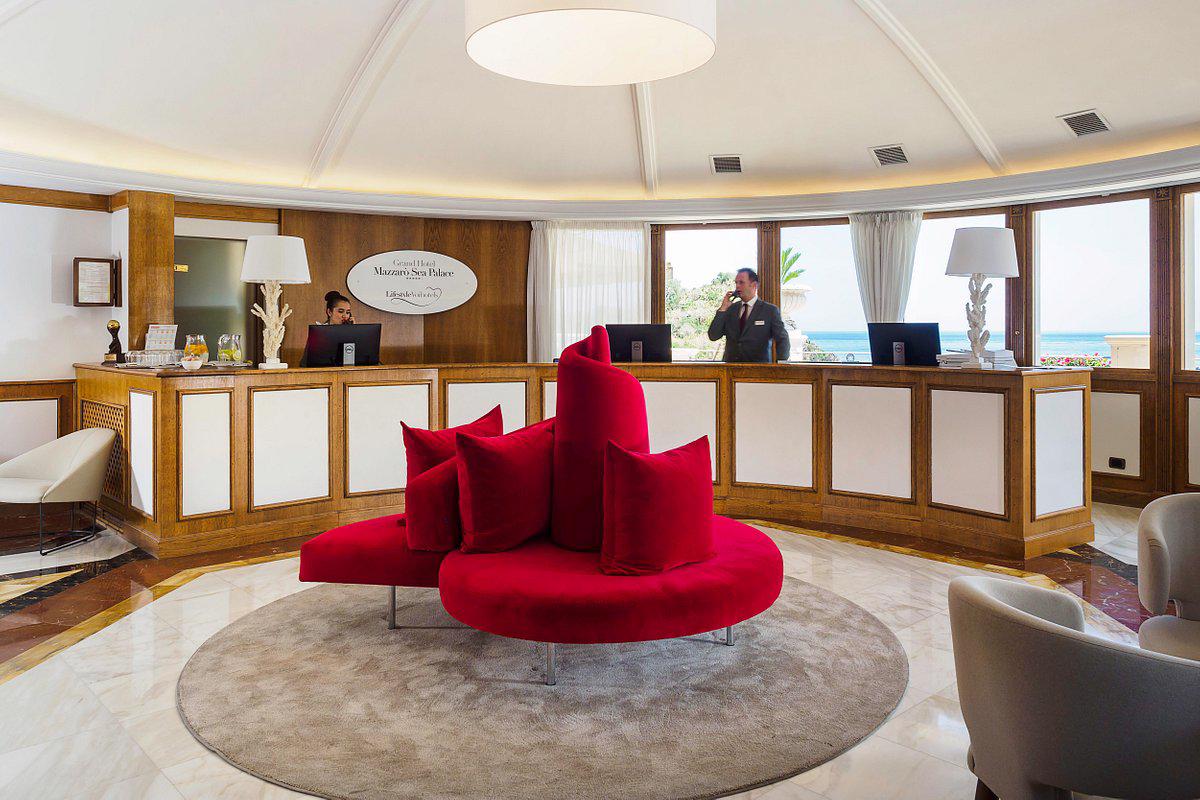 VRetreats Mazzaro Sea Palace