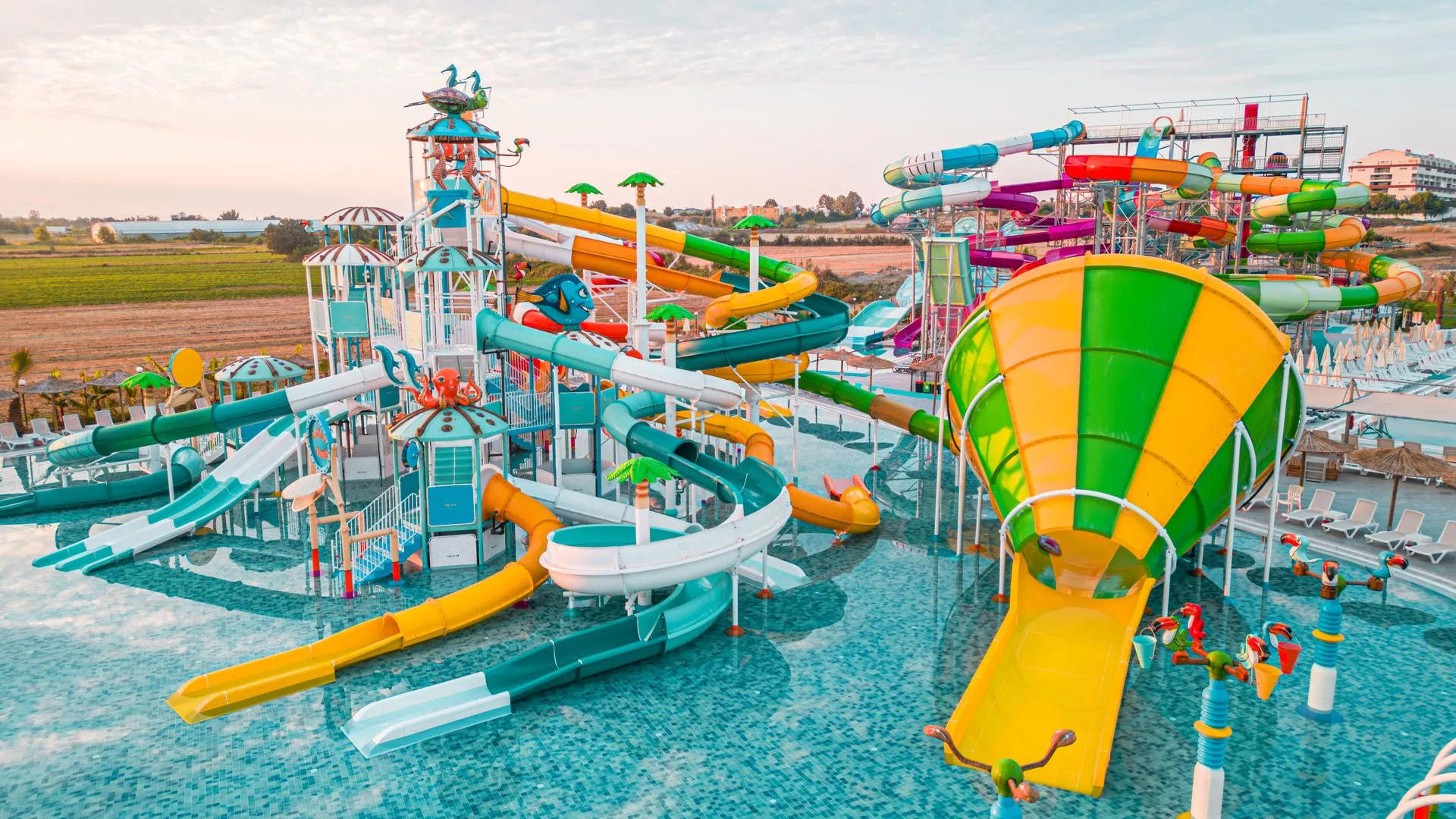 Dream Fun World - Side - Turkije
