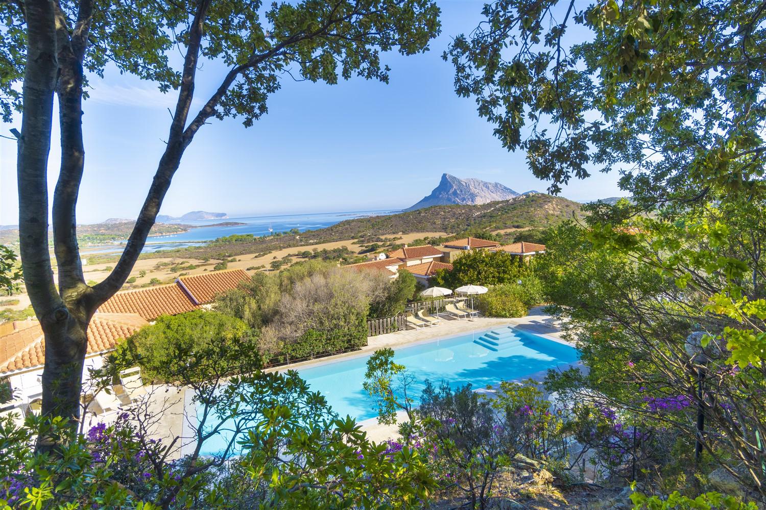 Lu Nibareddu - Porto Taverna - Italie