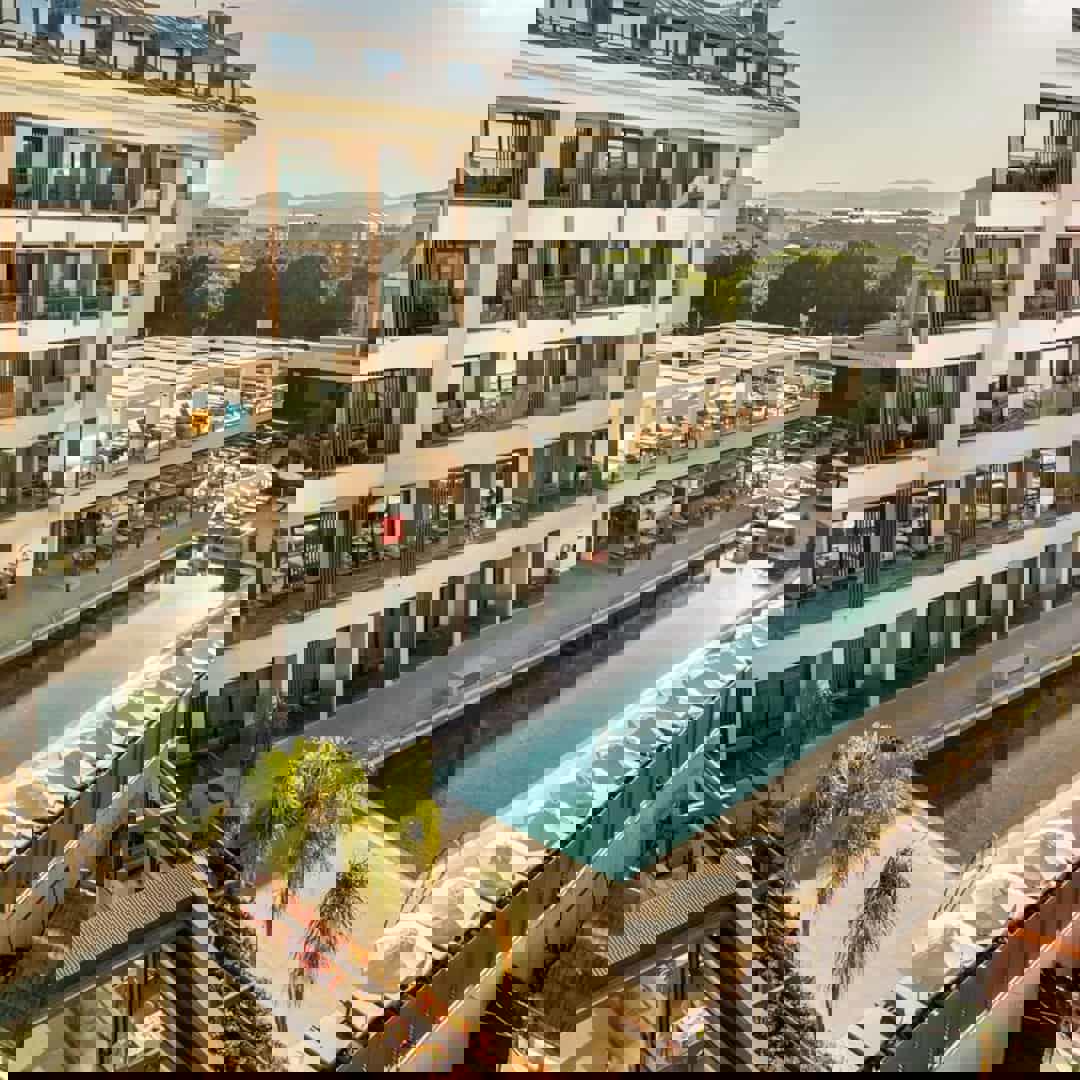 2243911-467999