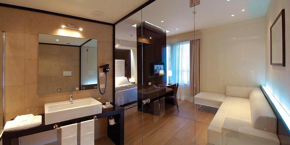 Sardegna Hotel Suites en Restaurant - Cagliari