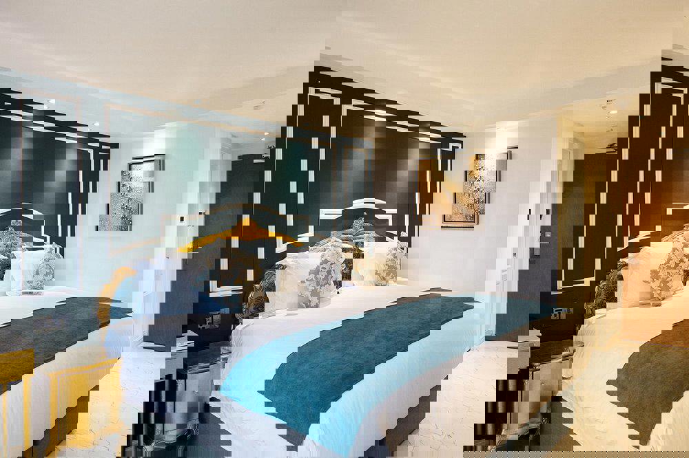 MGM Muthu Glasgow River Hotel