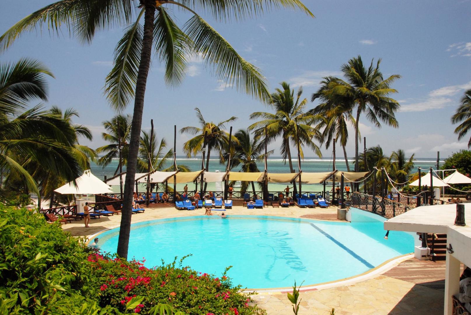 voyager beach hotel mombasa