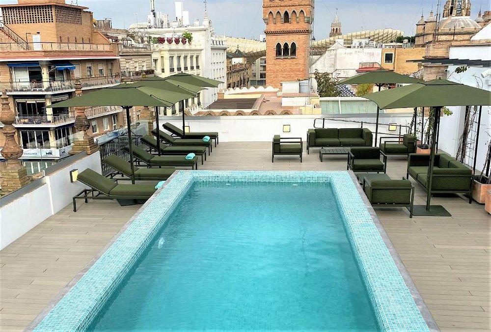 aquitania-home-suites