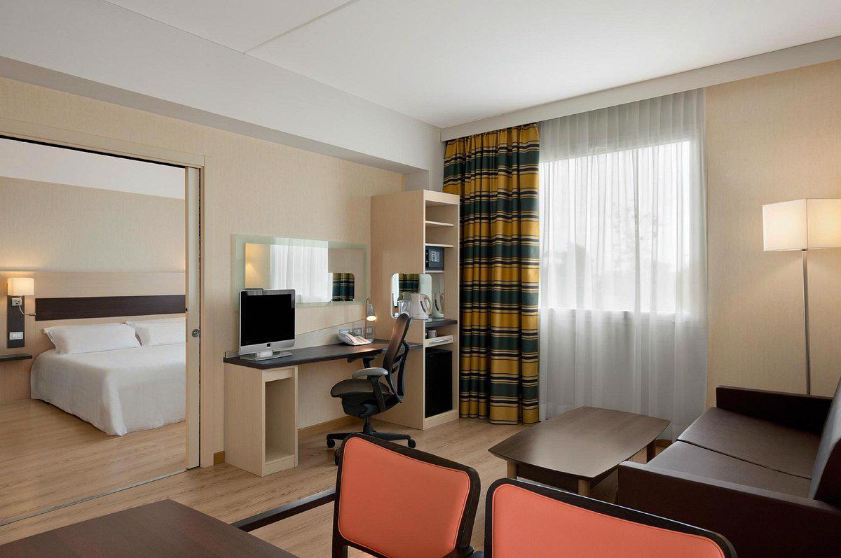 hilton-garden-inn-rome-airport