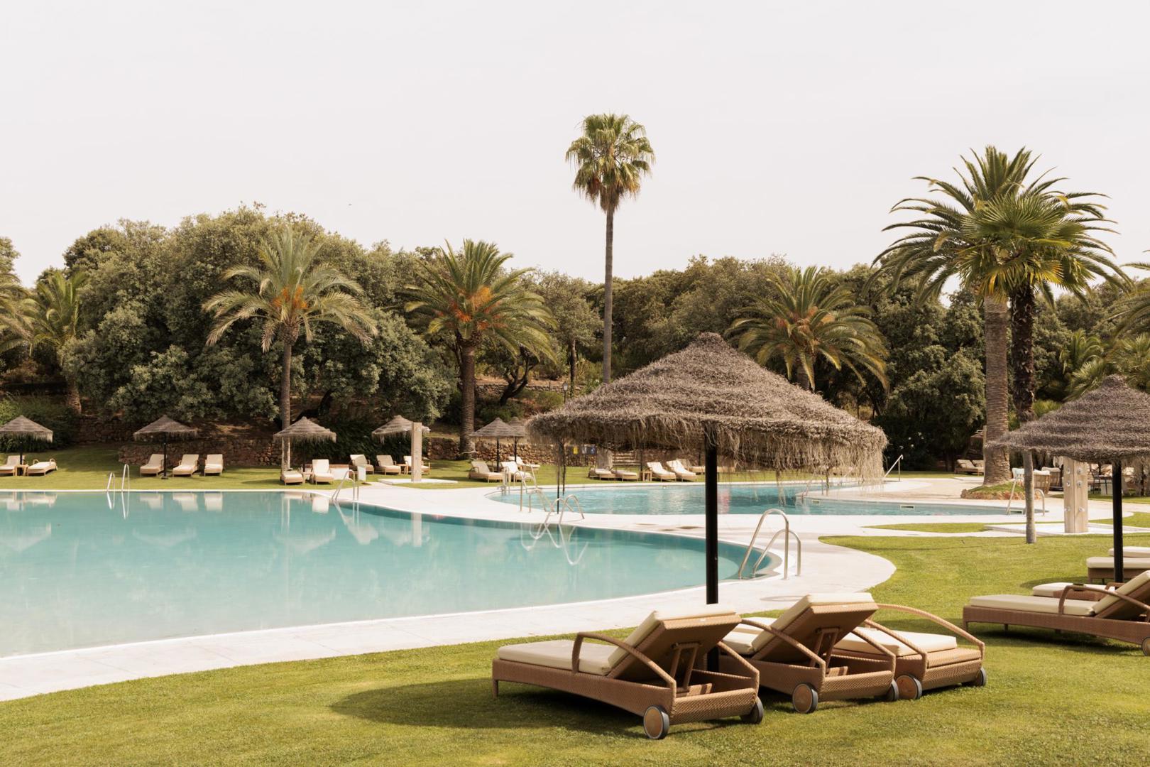 royal-hideaway-la-bobadilla