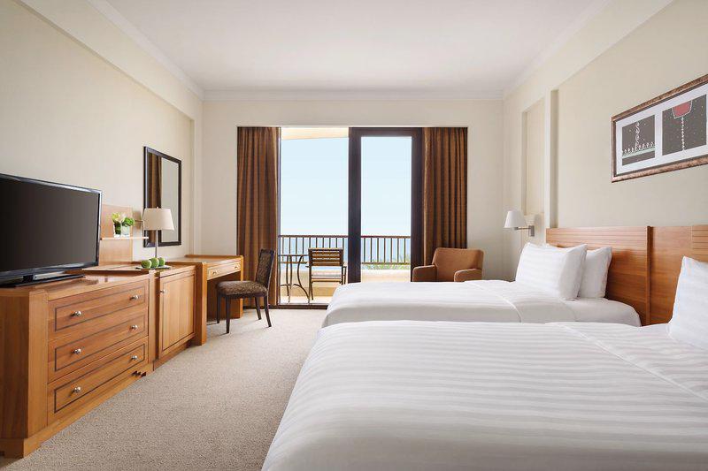 Shangri-La s Barr Al Jissah