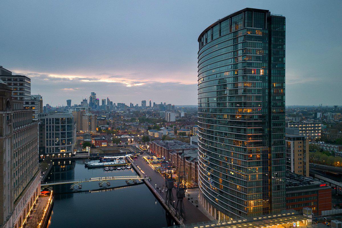 marriott-executive-ments-london-canary-wharf