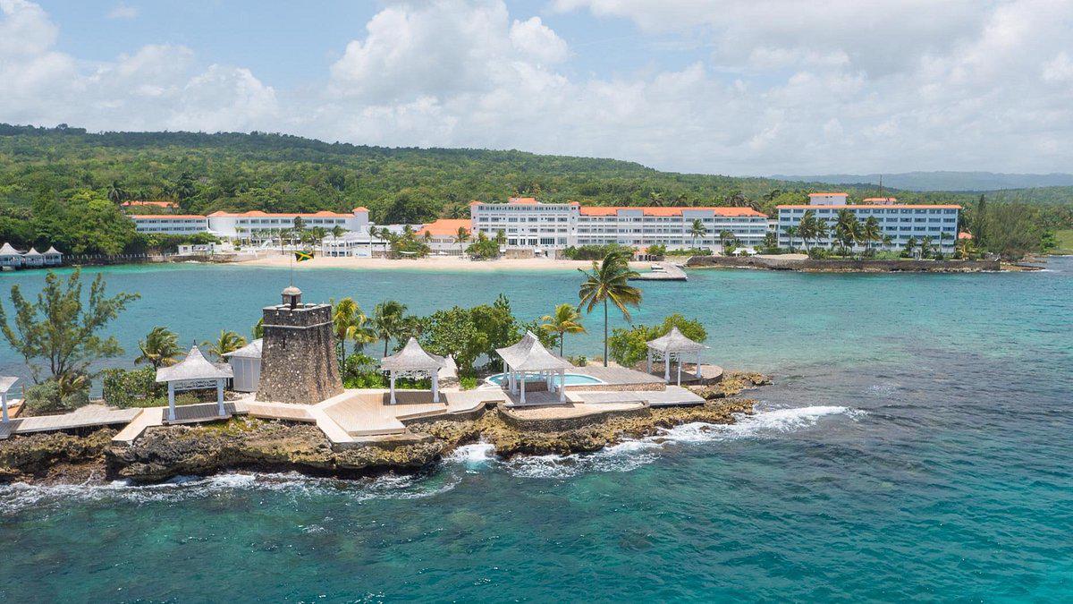 Couples Tower Isle - Ocho Rios - Jamaica