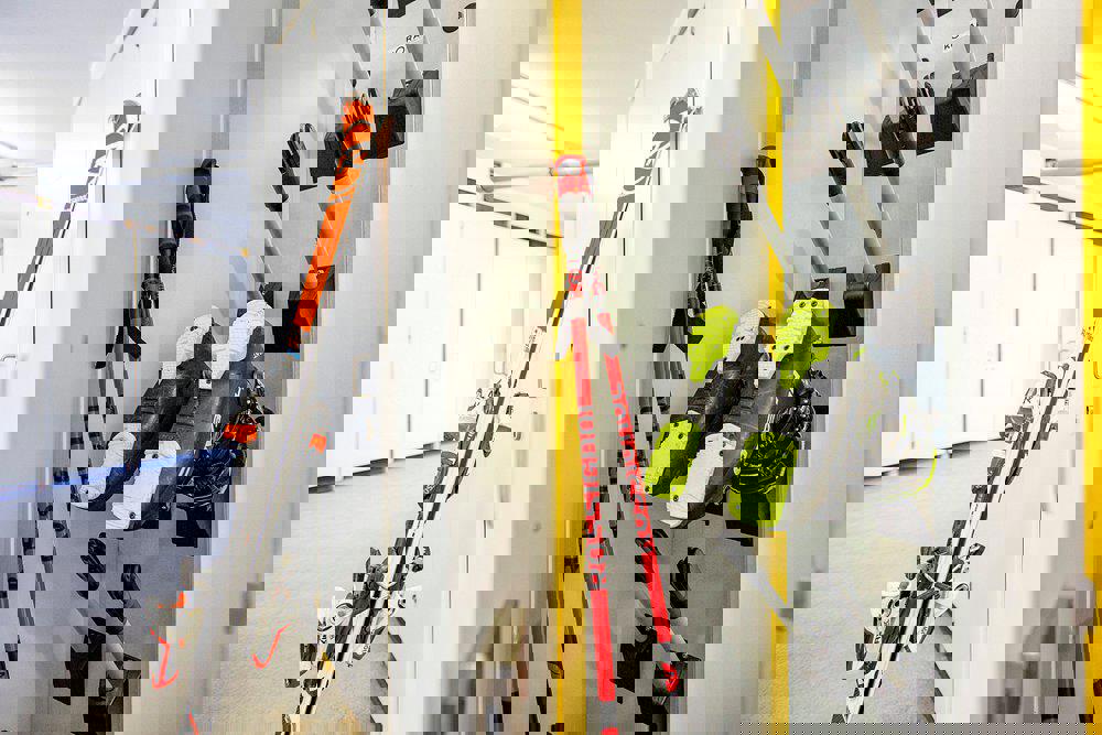 2243911-457061