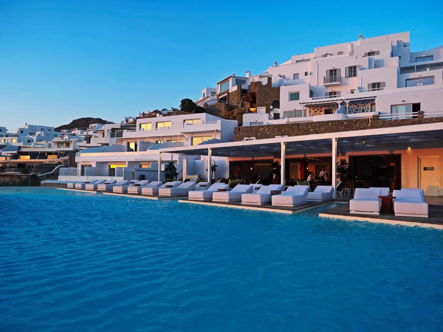 kouros-boutique-mykonos